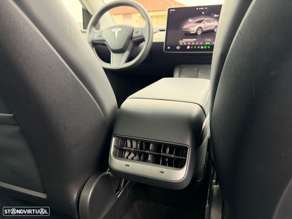 Tesla Model Y Long Range Tração Integral - 47