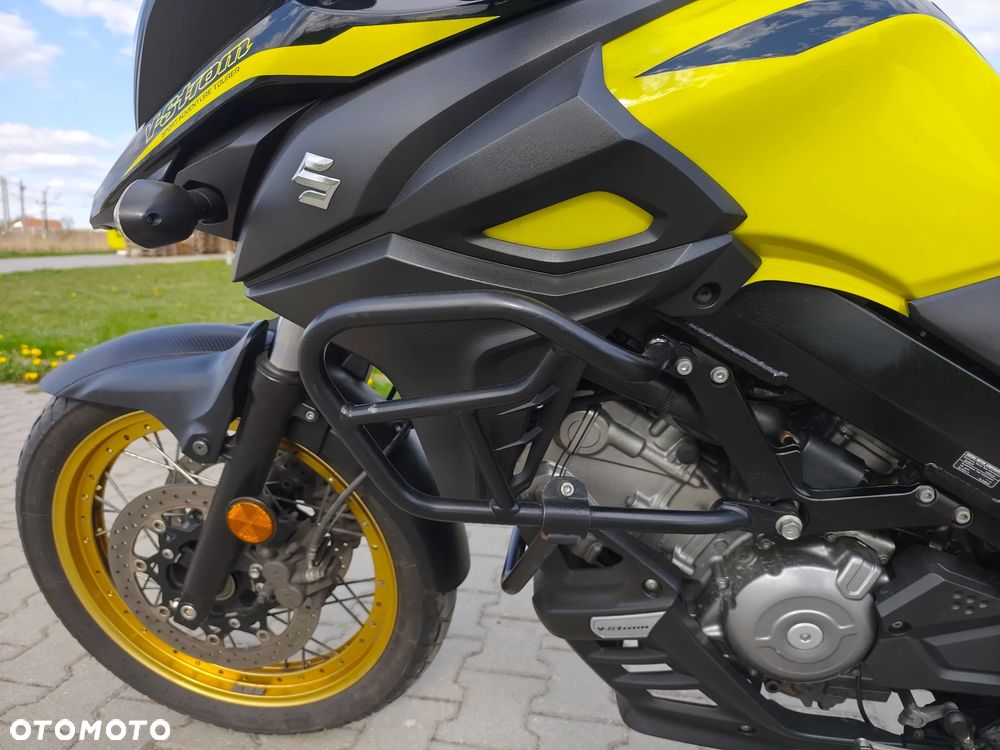 Suzuki V-STROM - 15