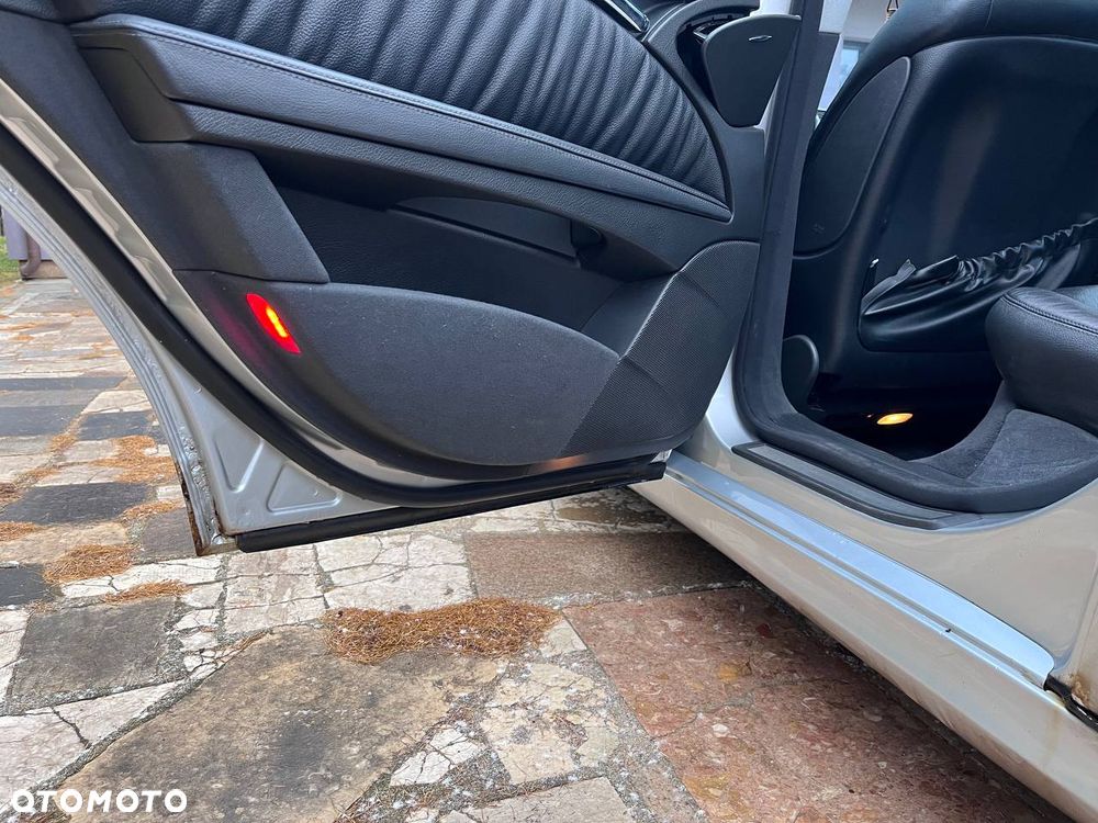 Mercedes-Benz Klasa E - 11