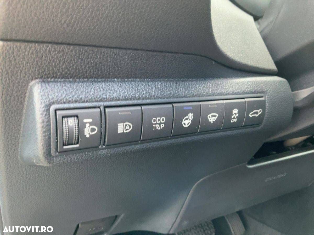 Toyota Corolla - 14
