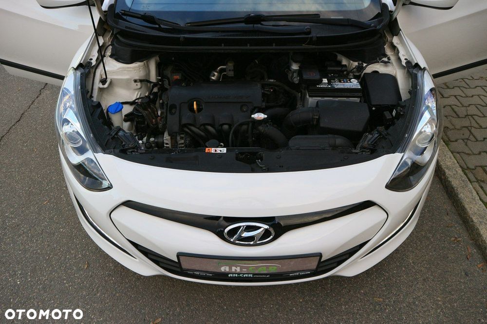 Hyundai i30 1.4 Fifa World Cup Edition - 22