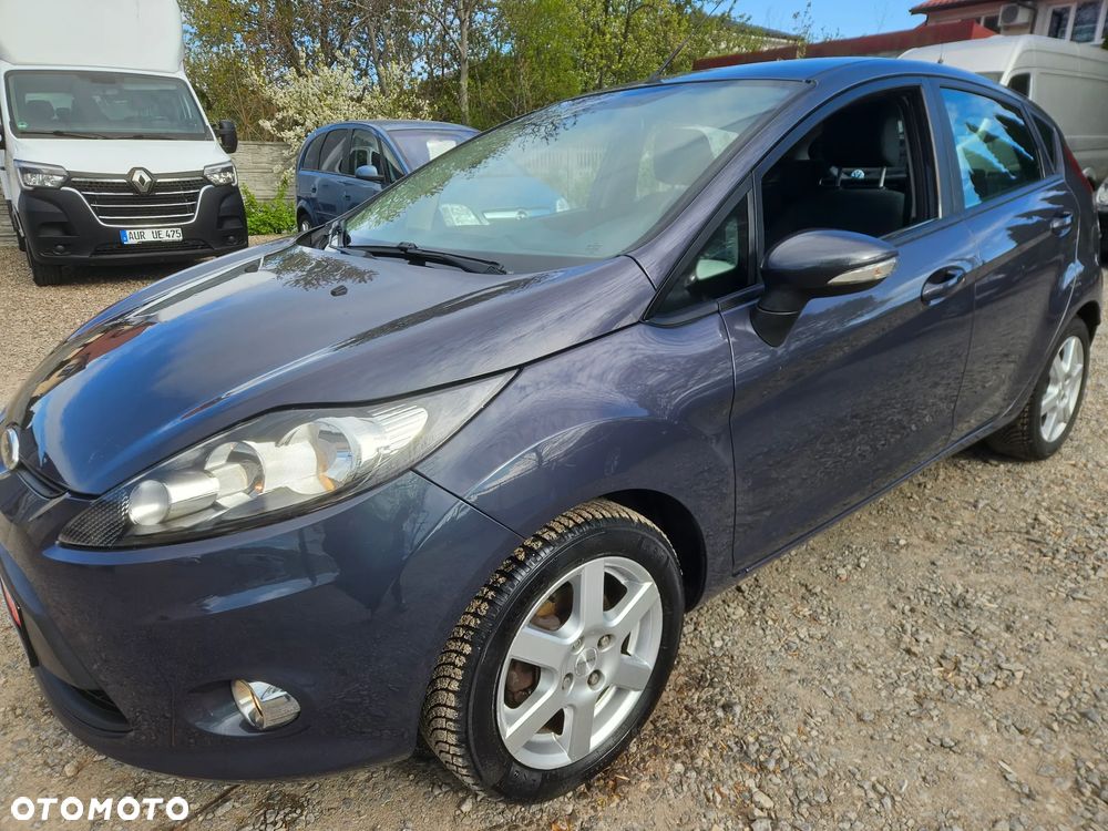 Ford Fiesta 1.25 Celebration - 39