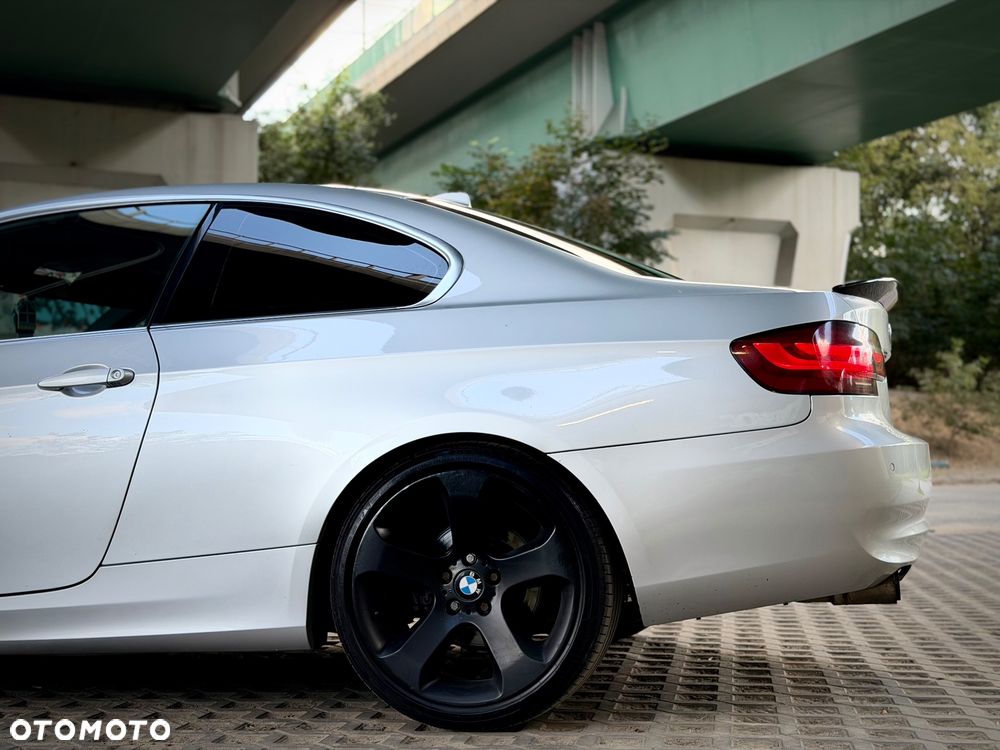 BMW Seria 3 320d DPF - 33