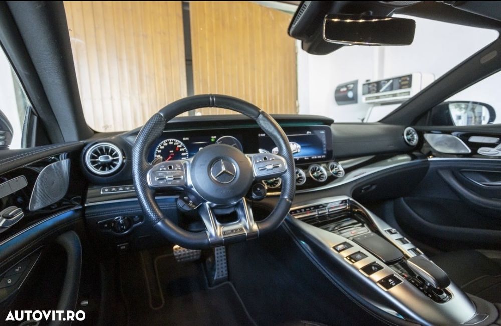 Mercedes-Benz AMG GT 4-door Coupe 63 S 4Matic+ - 9