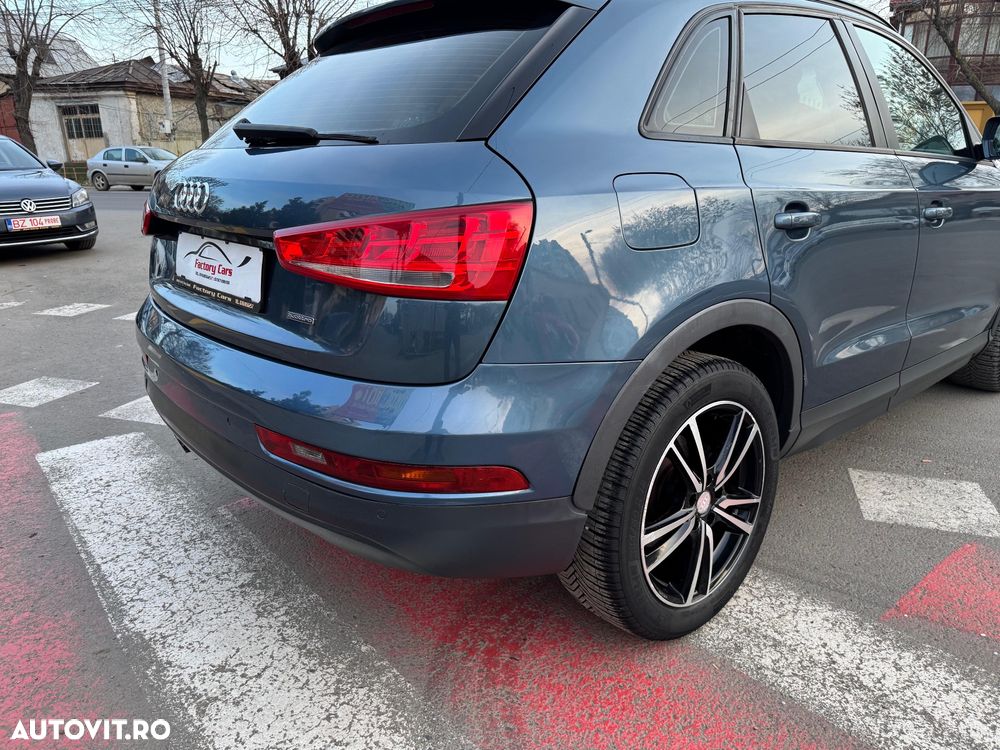 Audi Q3 2.0 TDI Quattro Stronic Design - 30