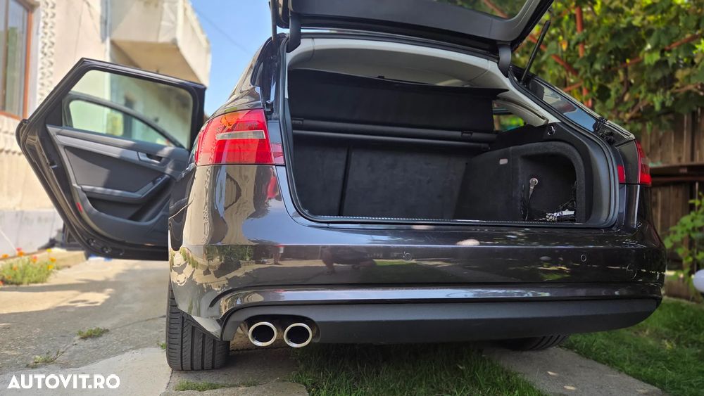 Audi A4 Avant 2.0 TDI - 16