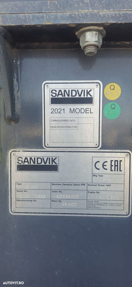 Sandvik QJ341 - concasor cu falci 49,4 tone - 5