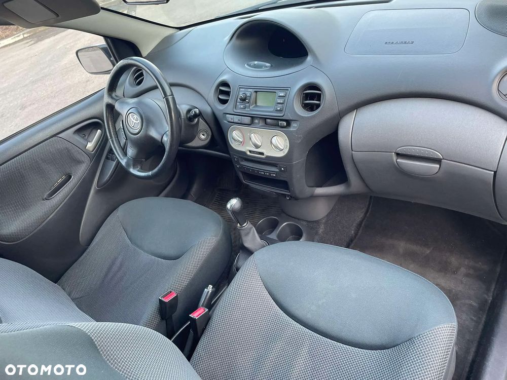 Toyota Yaris 1.4 D-4D - 10