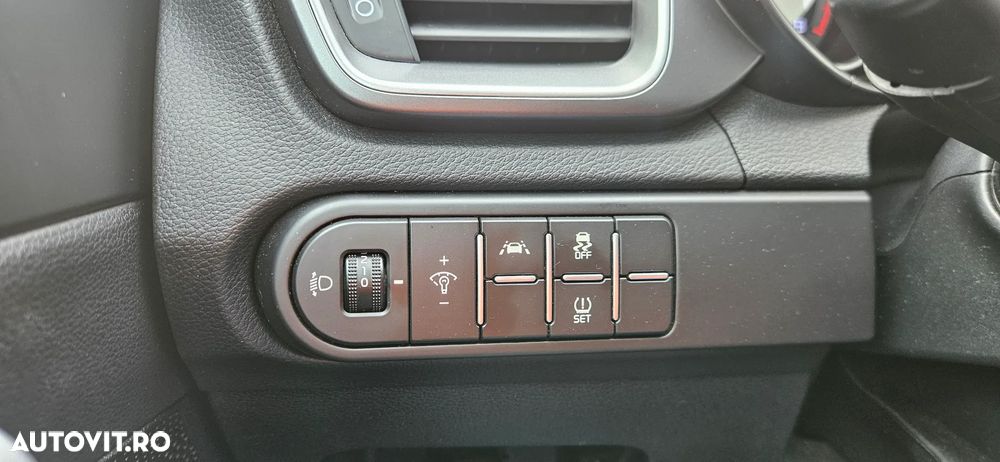 Kia XCeed 1.5 T-GDI 7DCT City+ - 12