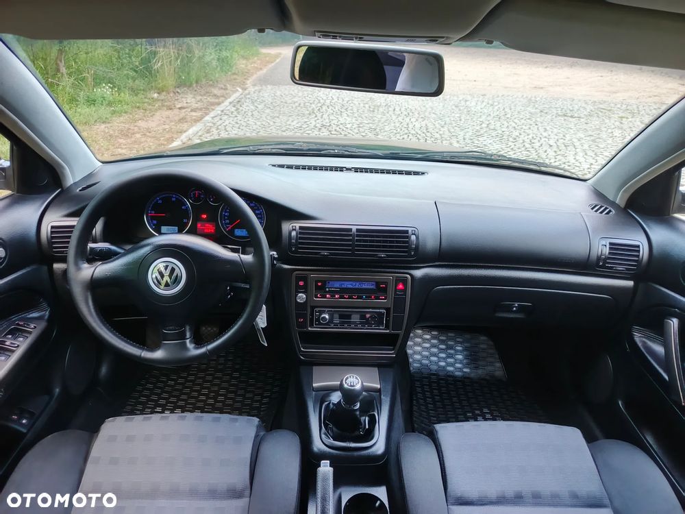 Volkswagen Passat Variant 1.9 TDI Comfortline Family - 8