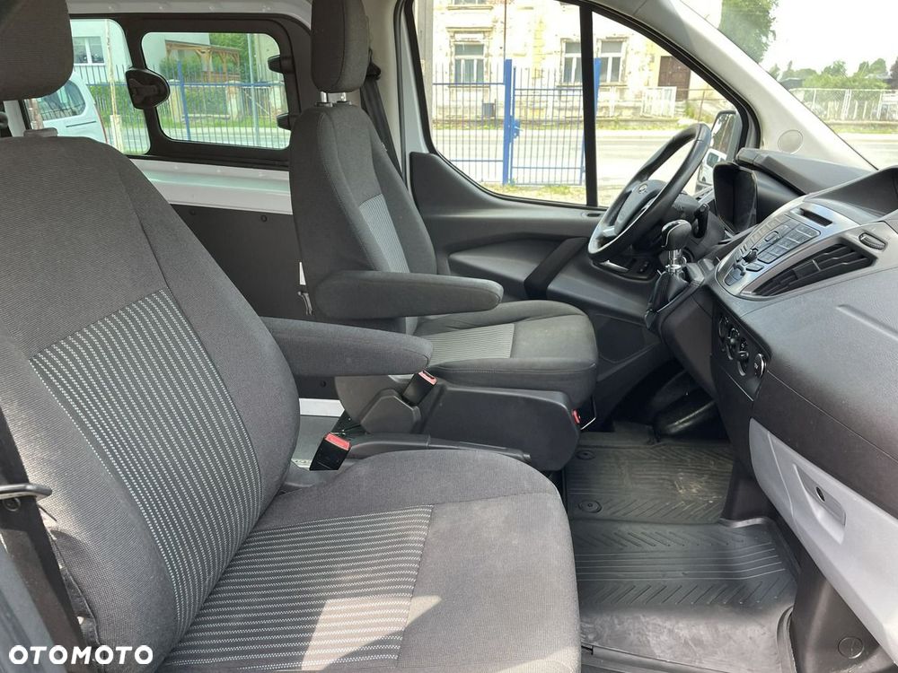 Ford Transit Custom 300 L1H1 VA Titanium - 28