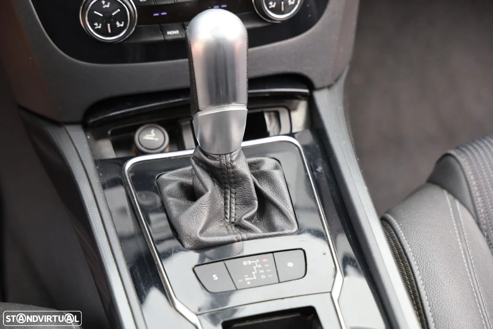 Peugeot 508 SW BlueHDi 120 EAT6 Stop&Start Allure - 21
