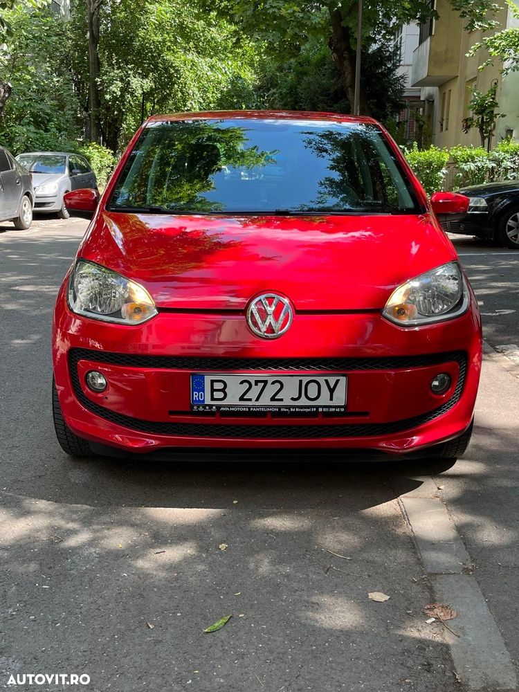 Volkswagen up! 1.0 BMT High - 11