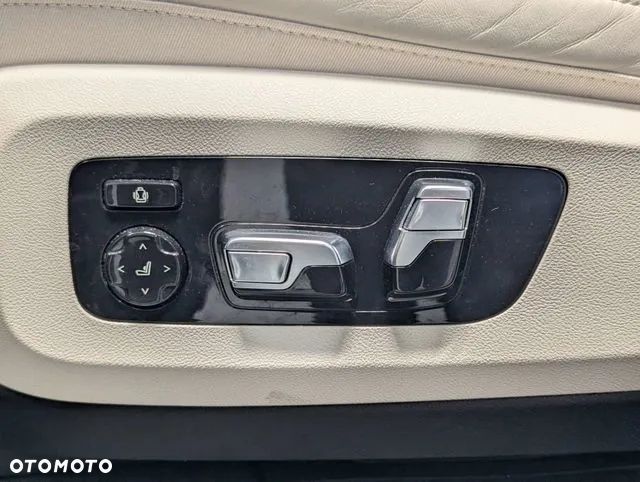 BMW X5 xDrive40i xLine - 15