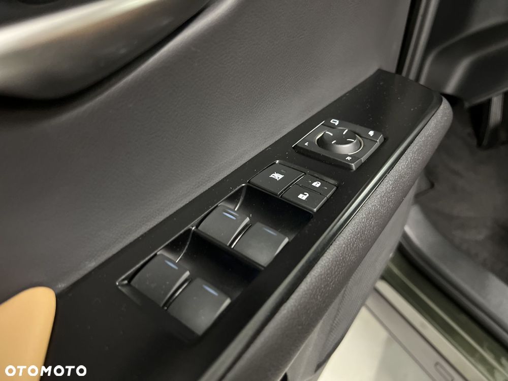 Lexus UX 250h GPF F Sport Design 2WD - 19