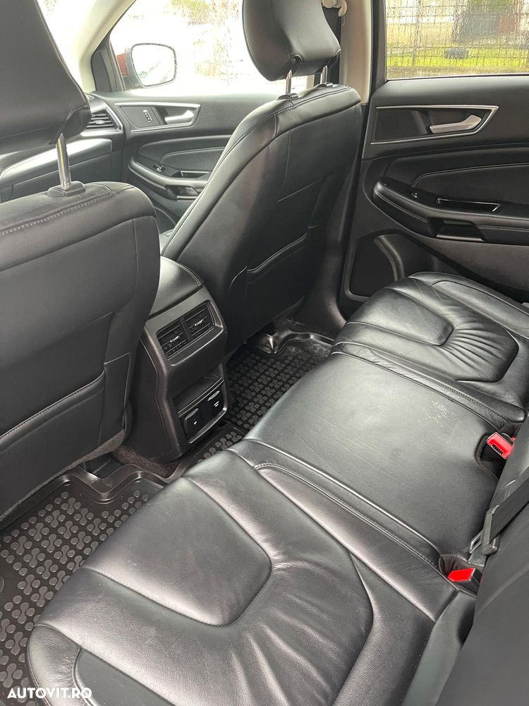 Ford Edge 2.0 TDCi Powershift Titanium - 24