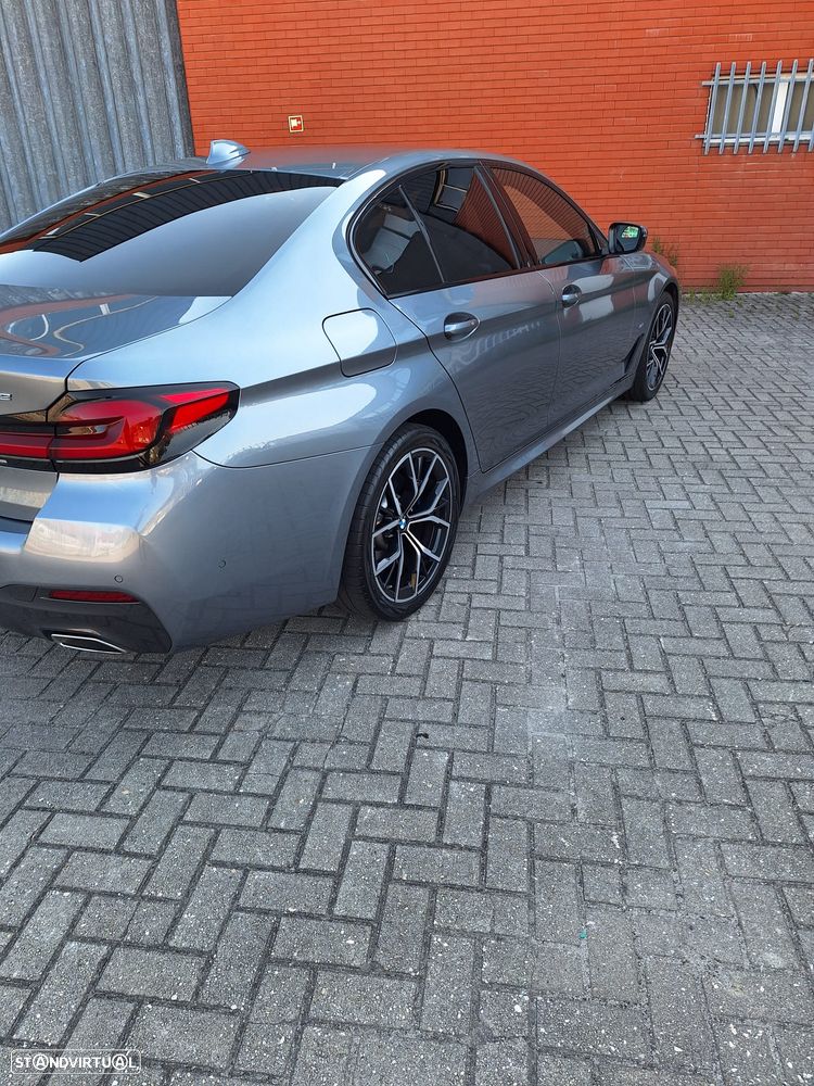 BMW 530 e Pack 50 anos M - 36
