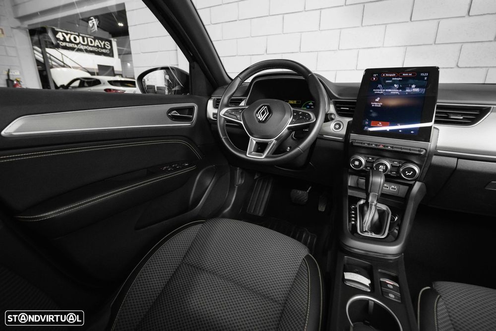 Renault Arkana 1.6 E-Tech Full Hybrid Techno - 28