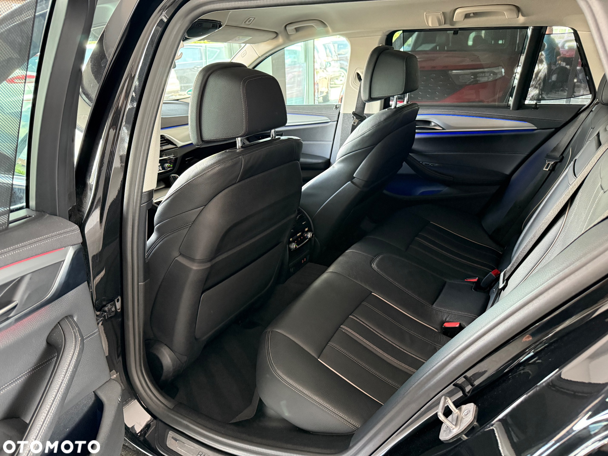 BMW Seria 5 - 34