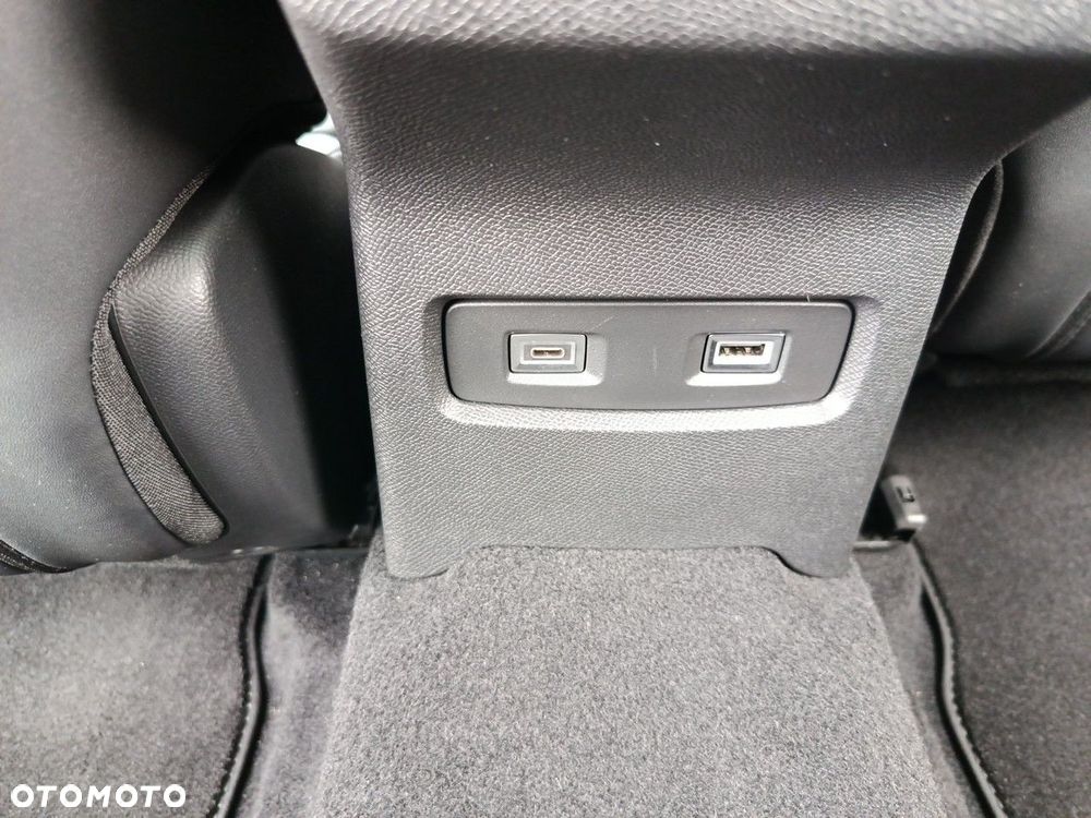 Citroën C4X 1.2 PureTech Max S&S EAT8 - 24