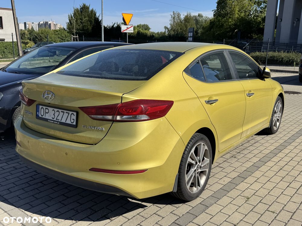 Hyundai Elantra 1.6 CRDi Classic + - 5