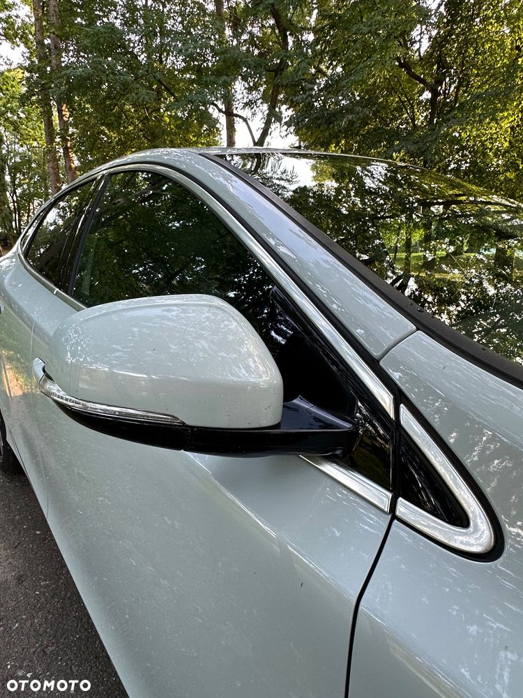 Volvo V40 T3 R-Design Momentum - 23