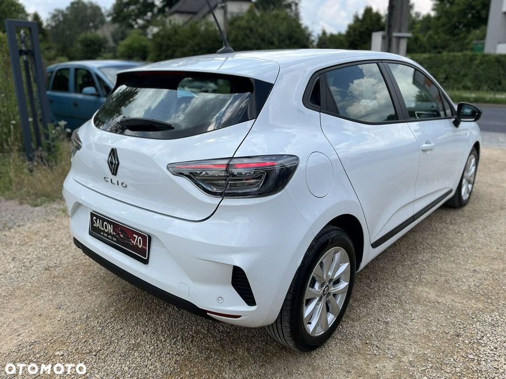 Renault Clio - 8