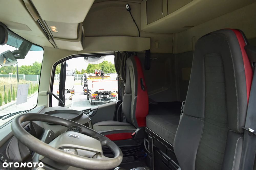 Volvo FH500 / EURO 6 / ACC / LEDY / NOWE OPONY / FULL SPILERY / SERWISOWANY / SPROWADZONY - 36