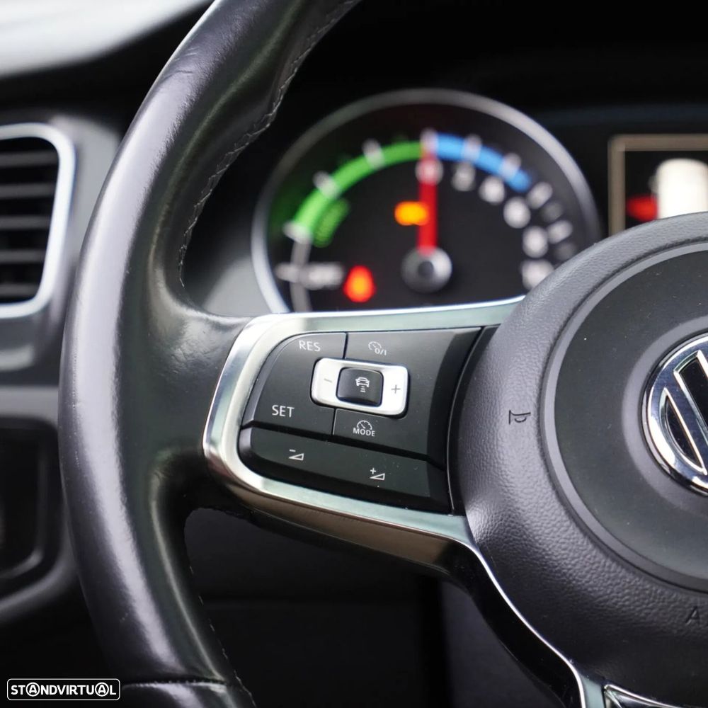 VW Golf 1.4 GTE Plug-in - 29