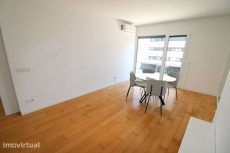 Arrendamento de apartamento T1 na Rua do Volga, 1 - Grande imagem: 3/12