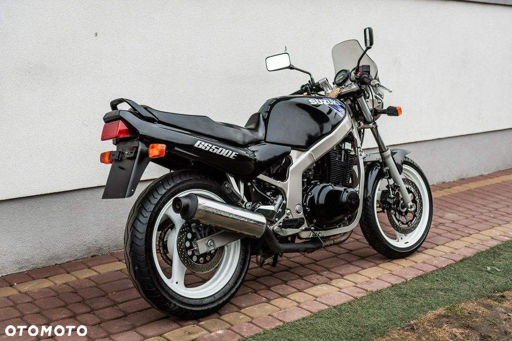 Suzuki GS - 4