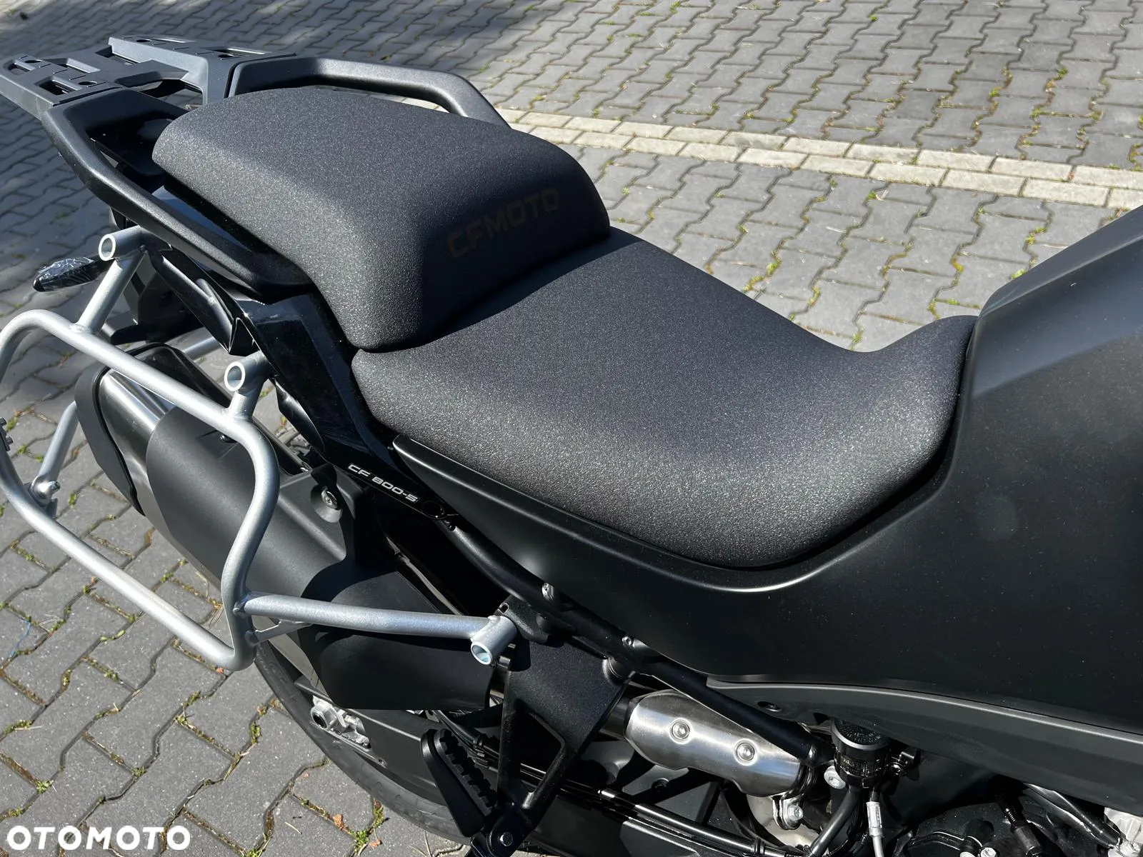 CFMoto MT - 14