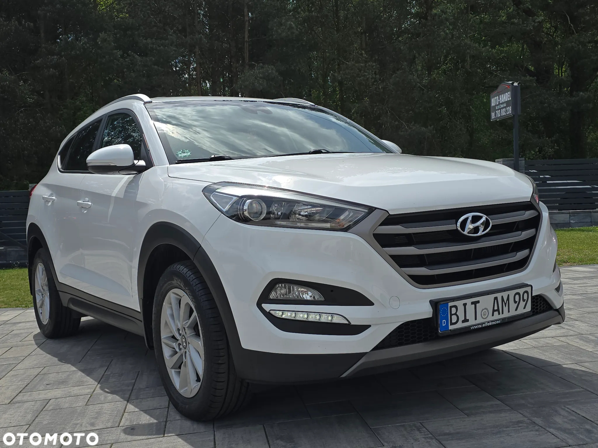 Hyundai Tucson 1.7 CRDI BlueDrive Style 2WD - 6