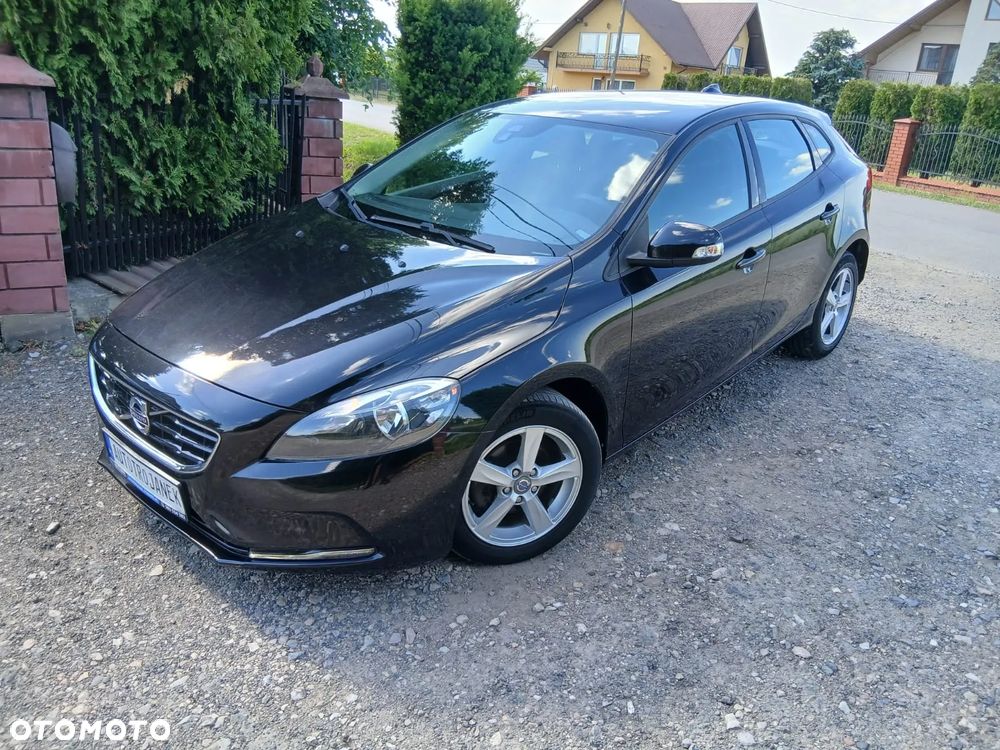 Volvo V40 D2 Momentum - 9