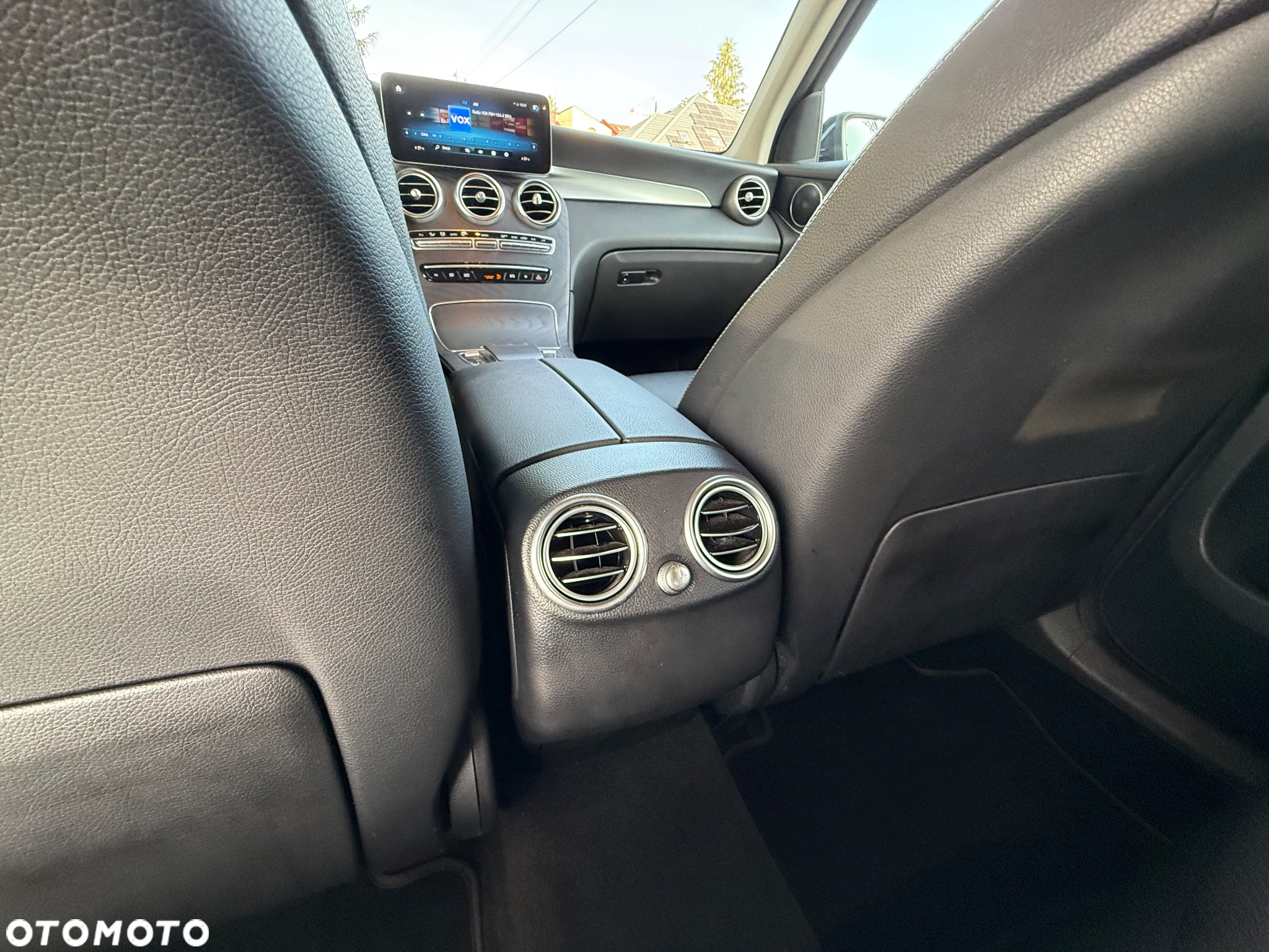 Mercedes-Benz GLC 200 d 4-Matic Business Edition - 29