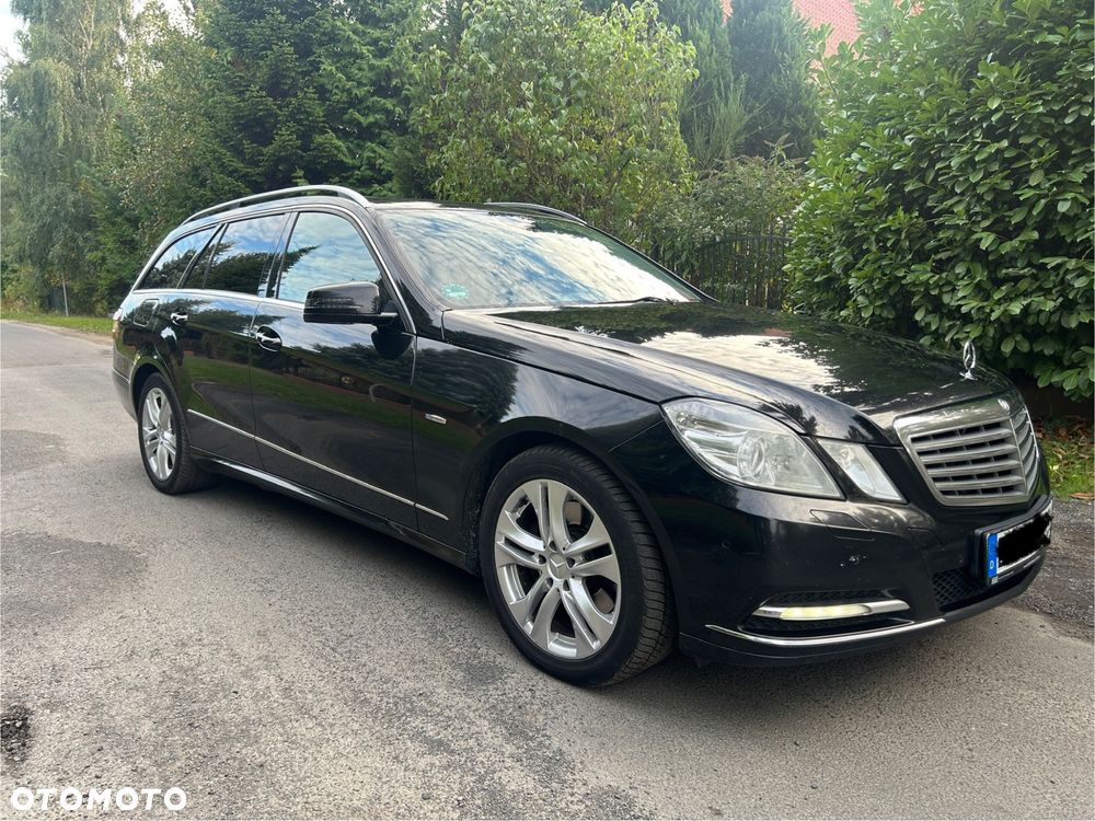 Mercedes-Benz Klasa E 350 CDI 4-Matic BlueEff - 3