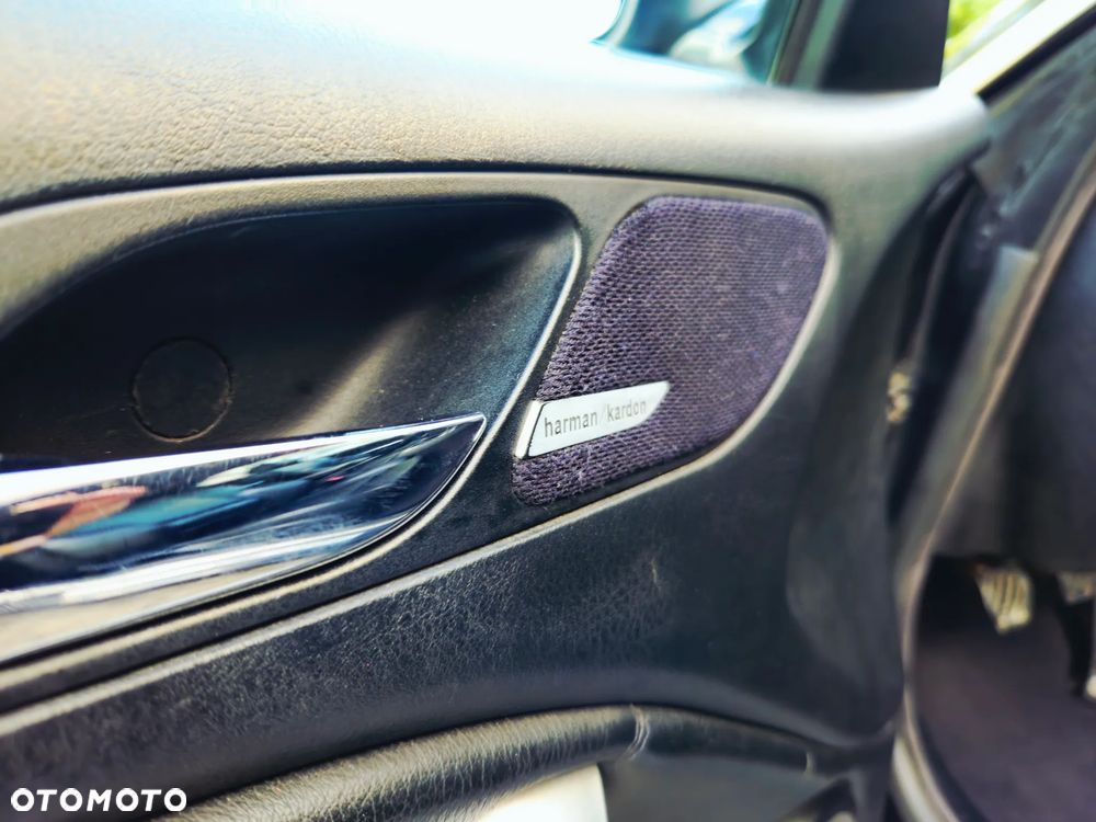 BMW Seria 3 323Ci - 28