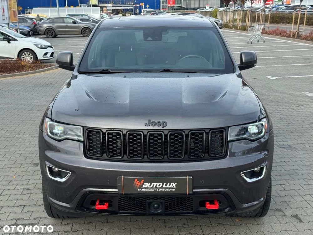 Jeep Grand Cherokee - 10