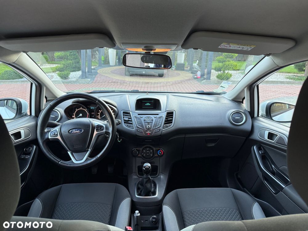 Ford Fiesta - 10