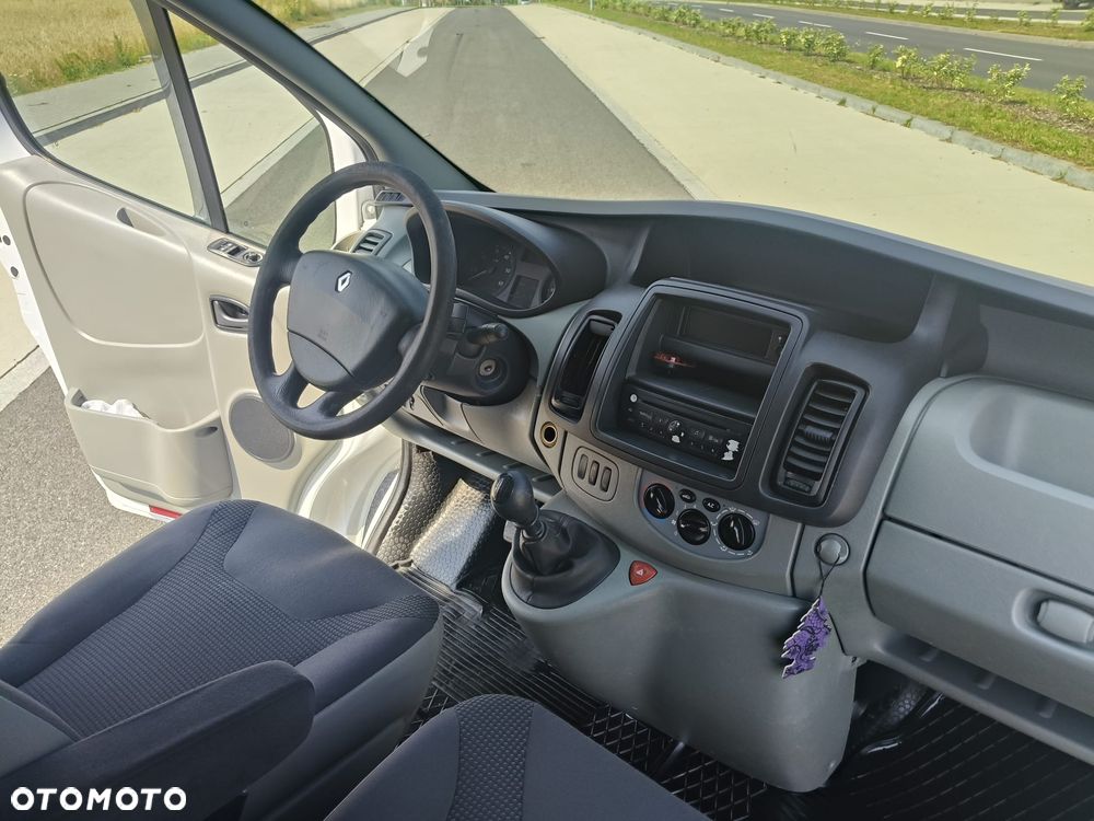 Renault Trafic - 6