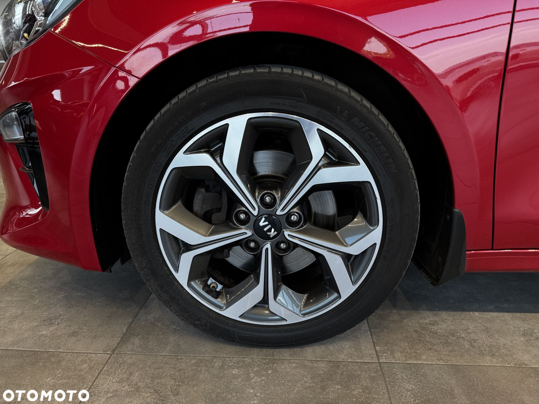 Kia Ceed - 11