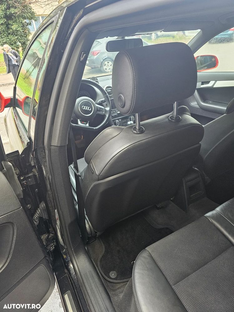 Audi A3 Sportback - 3