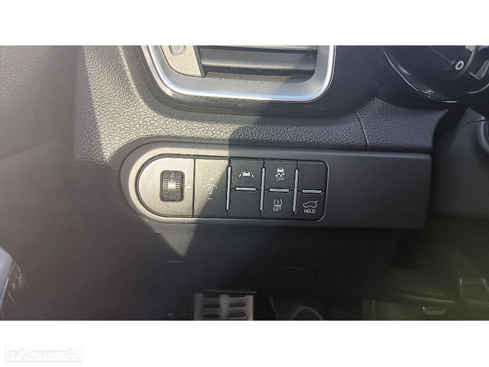 Kia Ceed SW 1.0 T-GDI Sport - 11