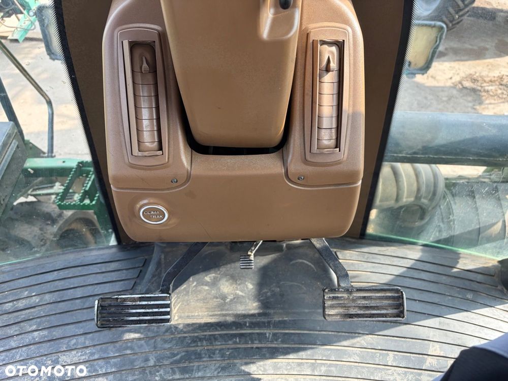 John Deere 9530T - 14