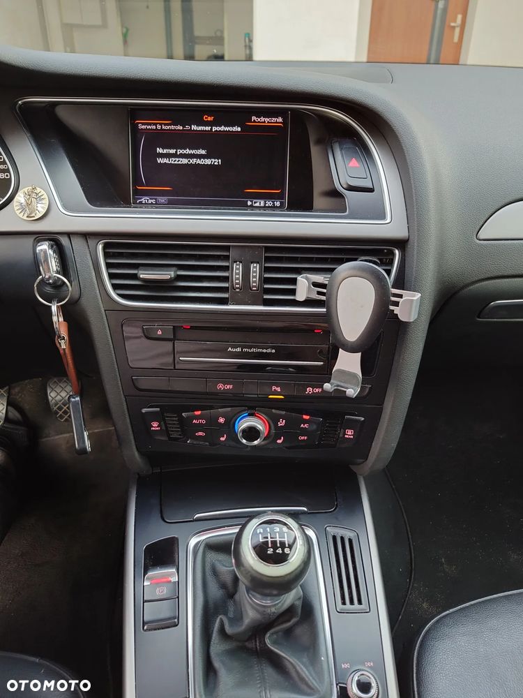 Audi A4 Avant 2.0 TDI DPF clean diesel Ambiente - 14