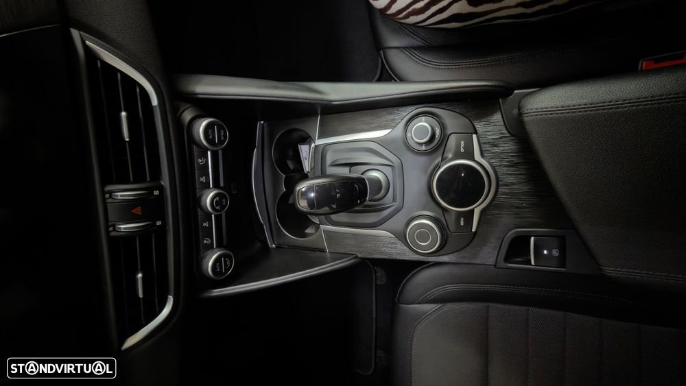 Alfa Romeo Giulia 2.2 D Sprint AT8 - 11