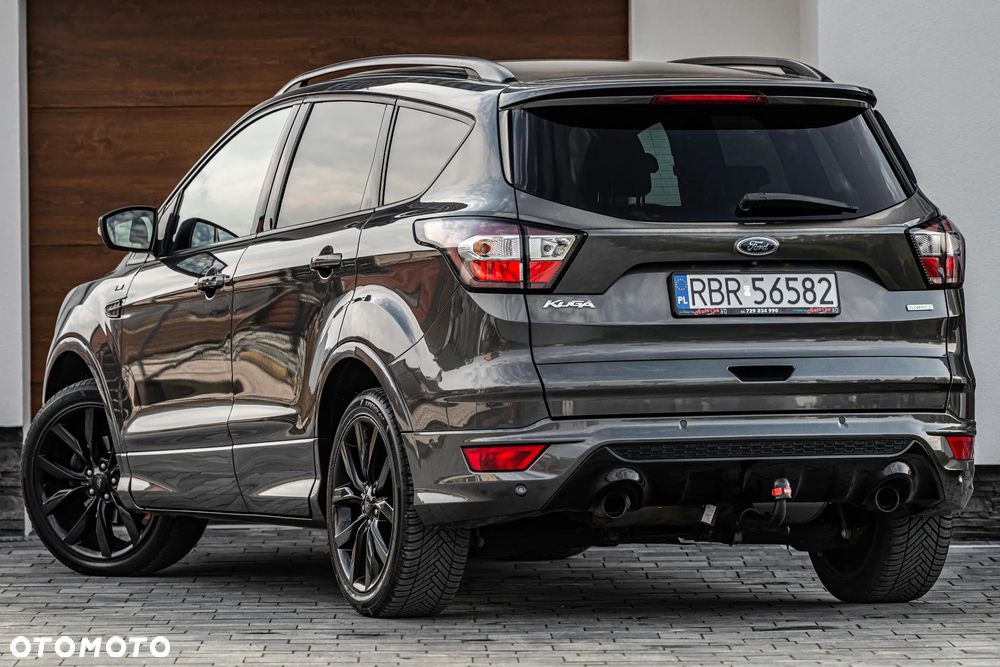 Ford Kuga 1.5 EcoBoost 2x4 ST-Line - 4