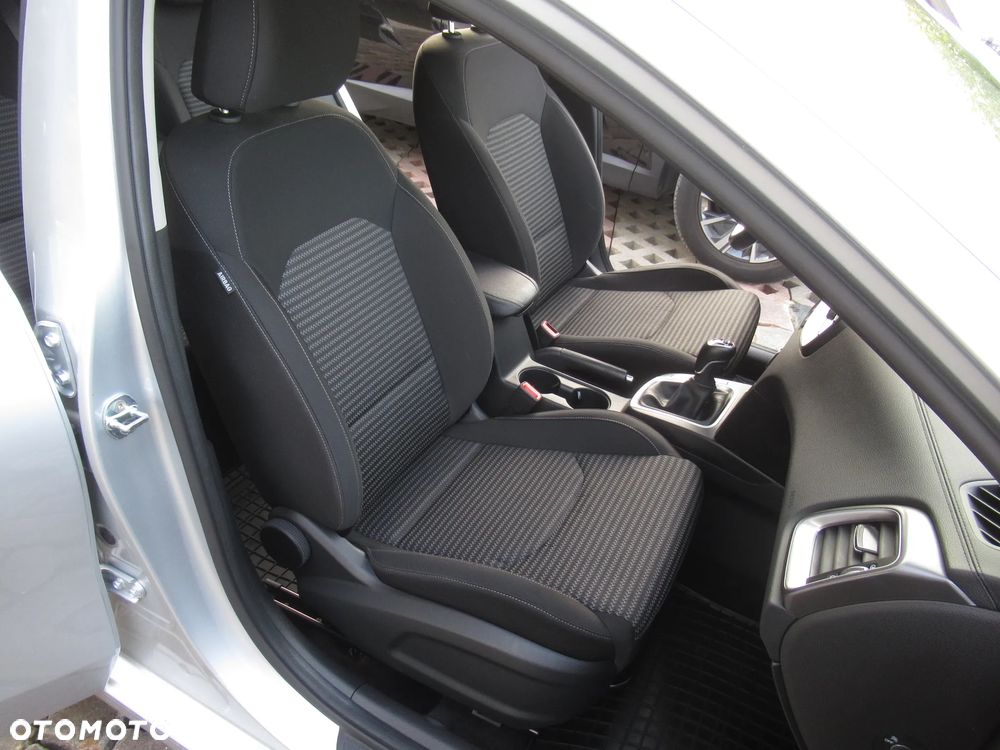 Kia Ceed 1.5 T-GDI M - 10