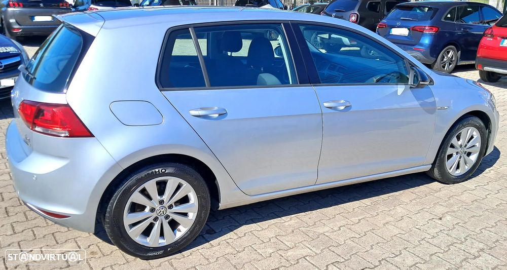 VW Golf 1.6 TDi BlueMotion Confortline - 25