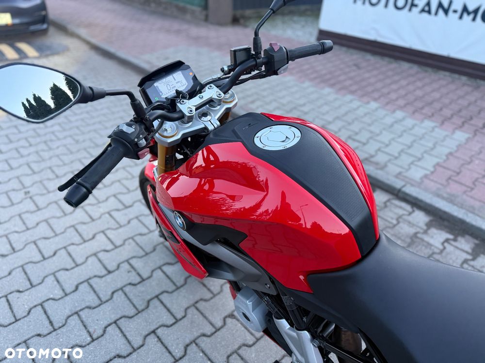 BMW G - 23